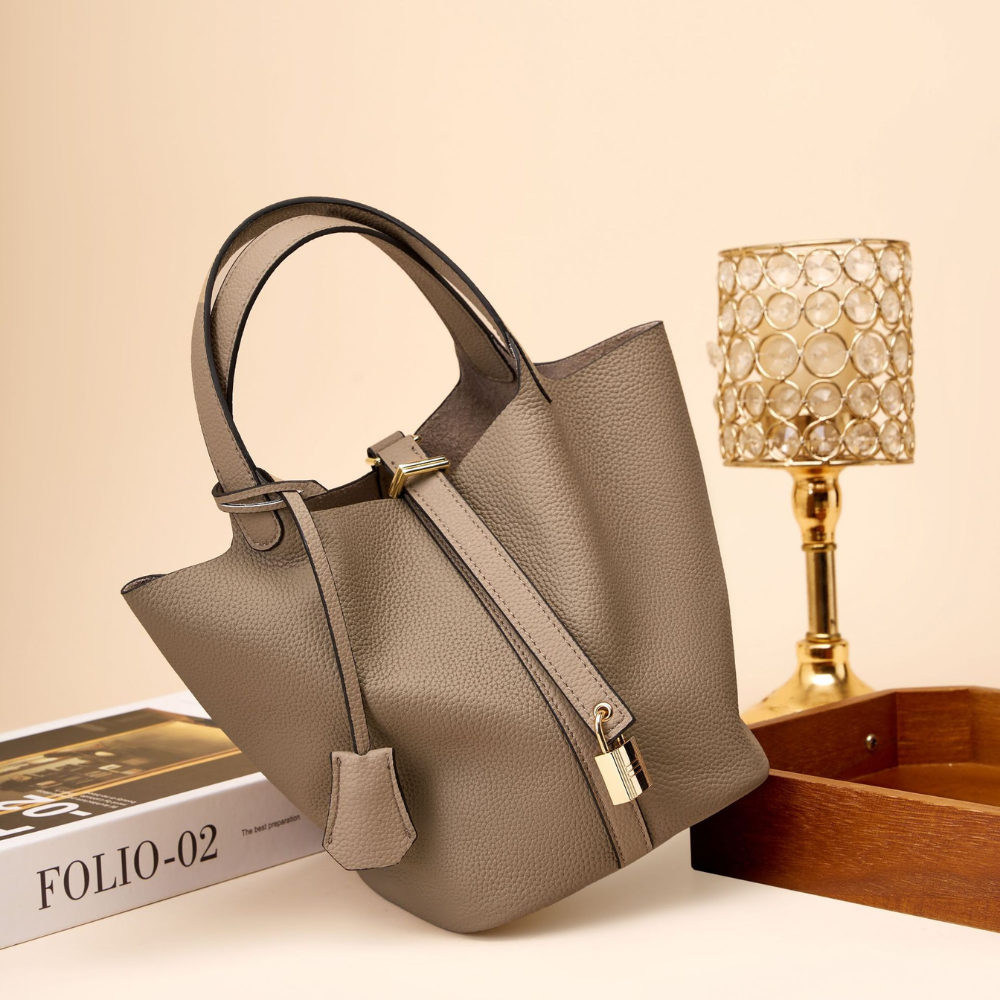 Ella | LEATHER BUCKET HANDBAG