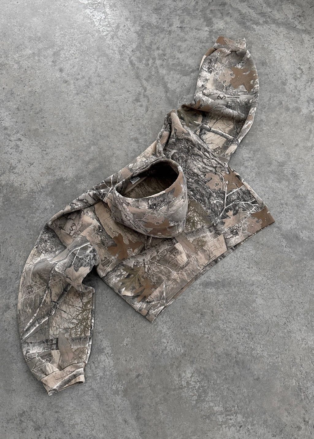 AKIMBO | CAMO HOODIE