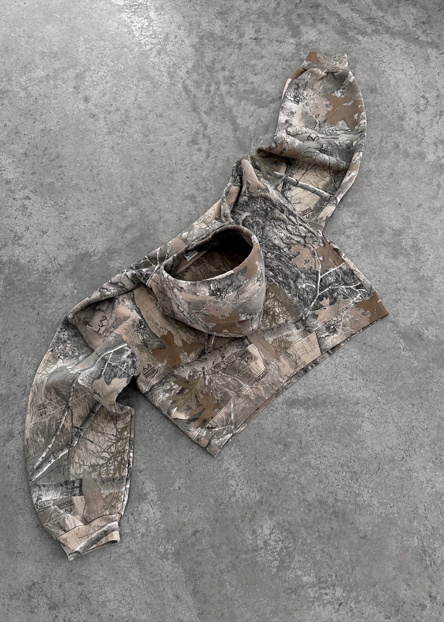 AKIMBO | CAMO HOODIE