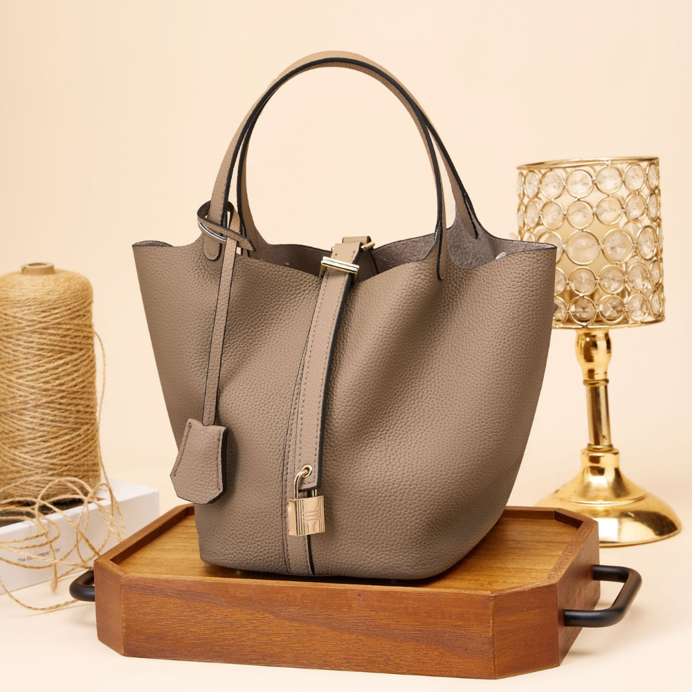 Ella | LEATHER BUCKET HANDBAG