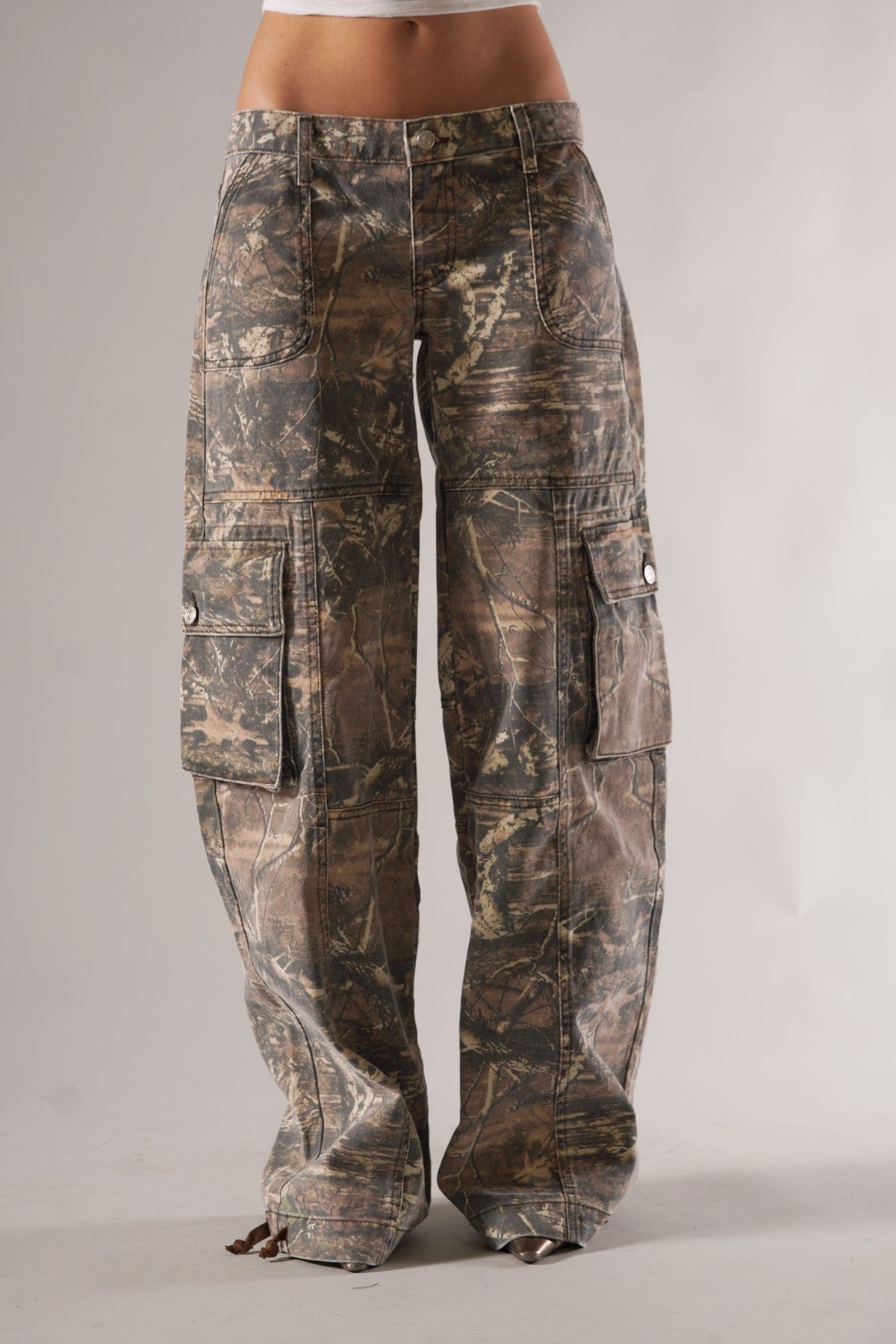 Clara | Camo Cargo Pants